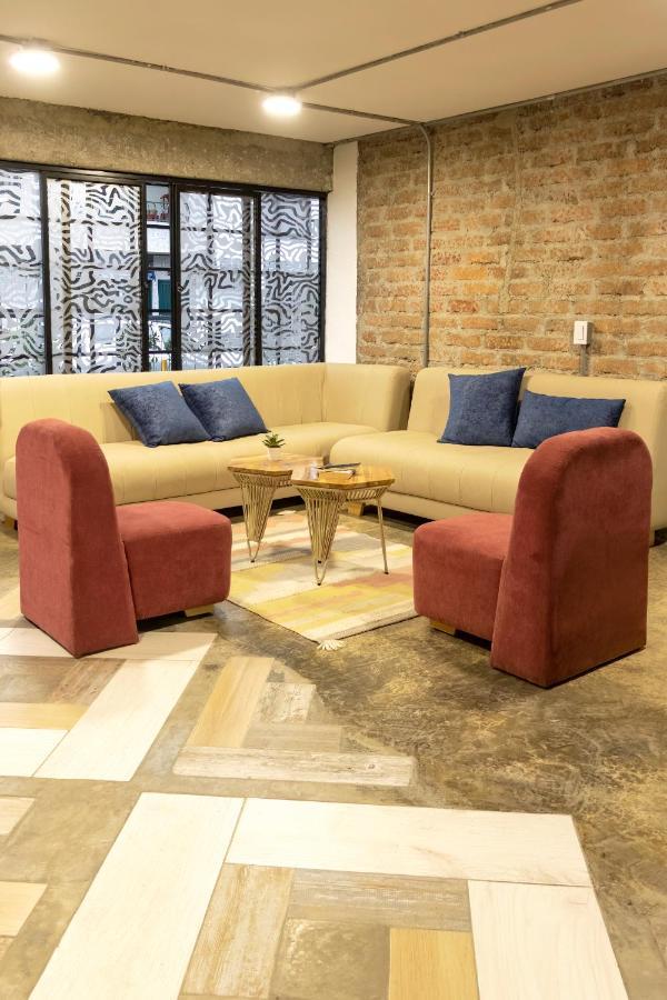 Ventiuna Hotel Y Coliving ペレイラ エクステリア 写真