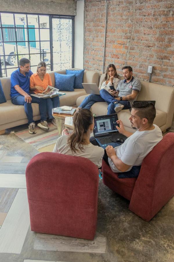 Ventiuna Hotel Y Coliving ペレイラ エクステリア 写真