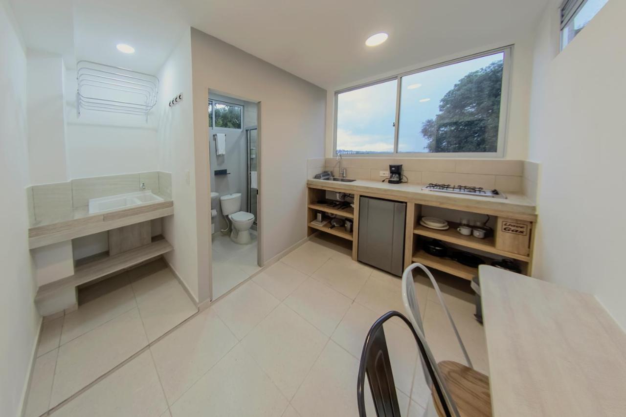 Ventiuna Hotel Y Coliving ペレイラ エクステリア 写真